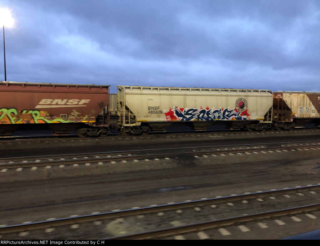 BNSF 485609